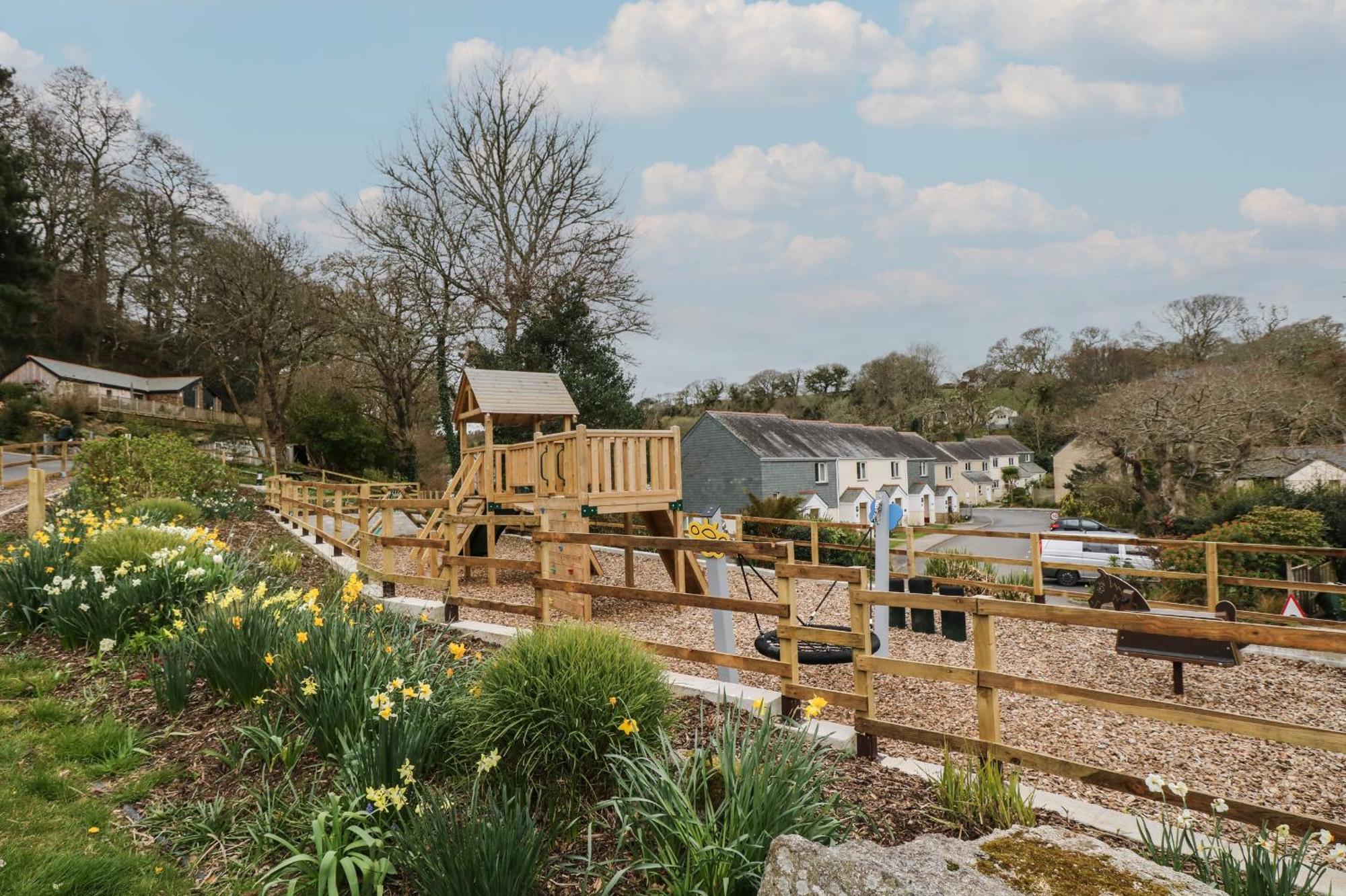 Cuckoo'S Cottage Falmouth Exterior photo